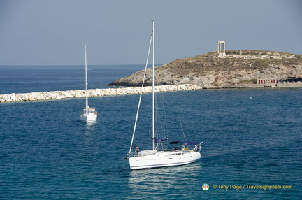 Santorini-Ferry AJP 5922-watermarked