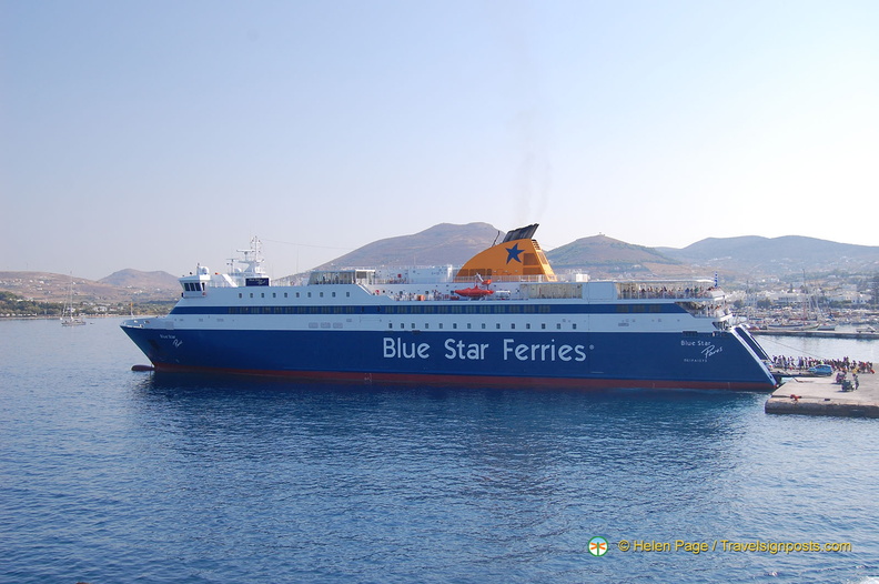 Santorini-Ferry_DSC_9368-watermarked.jpg