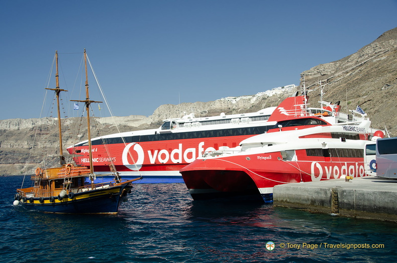 Santorini-Ferry_AJP_6615-watermarked.jpg