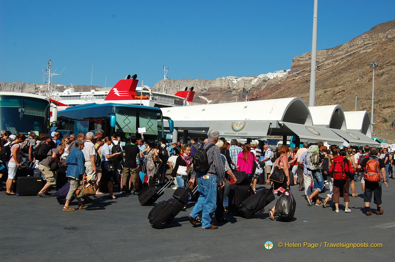 Santorini-Ferry_DSC_9636-watermarked.jpg