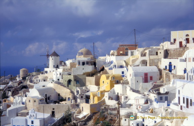 Santorini 1 030 greece-topaz