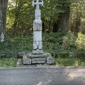 Stone Pilgrim's Cross in Roncesvalles (944 visits) Cruz de los Peregrinos in Roncesvalles Stone Pilgrim's Cross in Roncesvalles