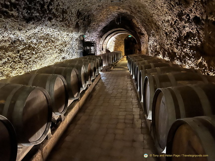 Bodega El Fabulista wine barrels