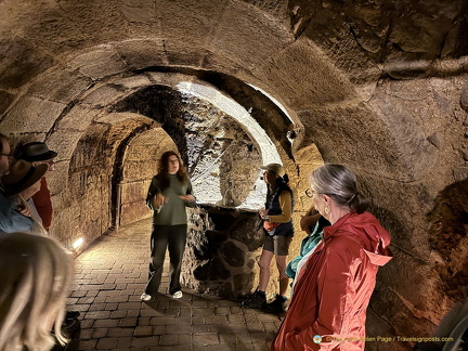 Bodega El Fabulista guided tour