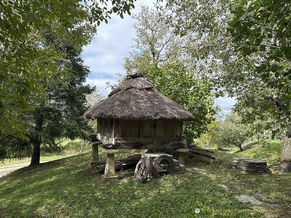 IMG 0720-watermarked (702 visits) IMG 0720-watermarked