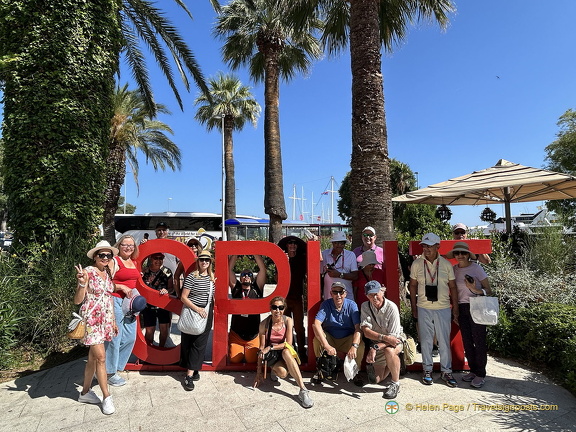 Split IMG 7339