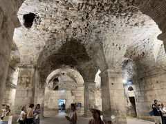 Split IMG 8226