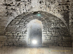 Split IMG 8228