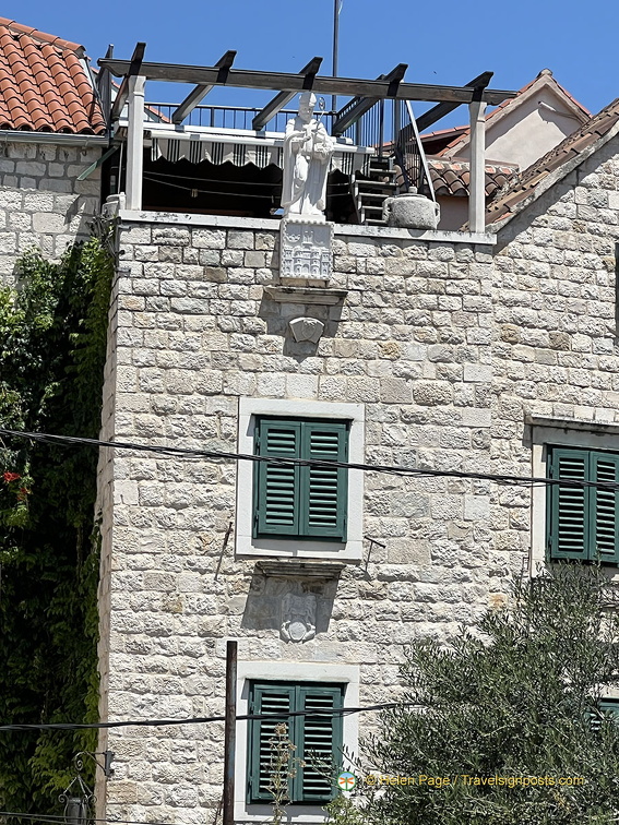 Split IMG 8252 (233 visits) Split IMG 8252