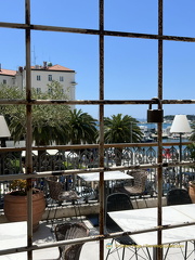 Split IMG 8254