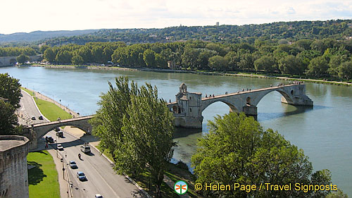 pont-d-avignon_France_Helen0978.jpg