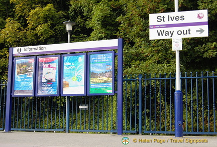 St Ives railway station platform