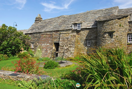 Tintagel Old Post Office back garden