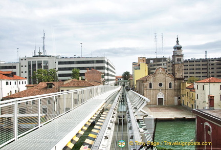 People mover tracks