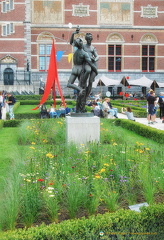 Rijksmuseum garden