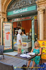 Tutti Gelati on Calle Sierpes