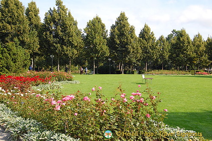 Berne Bear Pits and Rose Garden