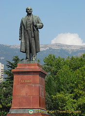 Yalta Embankment and Bay