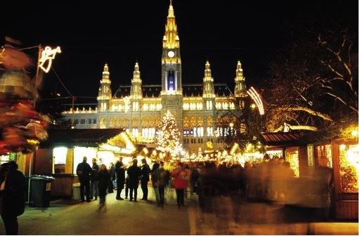 Vienna Christmas Markets | Christmas in Vienna - Travelsignposts